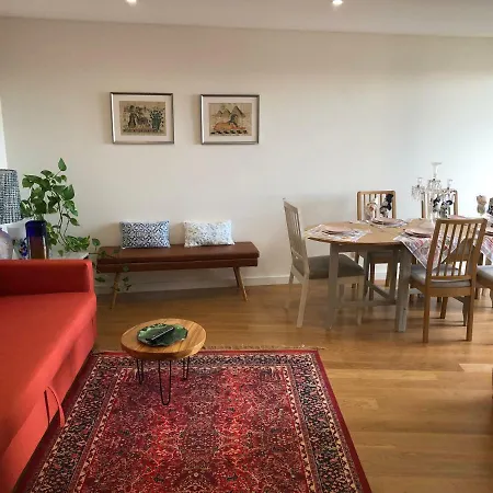 Secret & Skyline Modern Apartment Lisbon