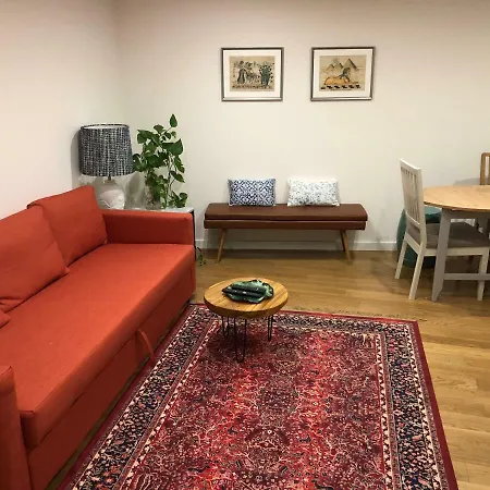 Secret & Skyline Modern Apartman